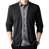 Camisa e casaco de malha 2 em 1