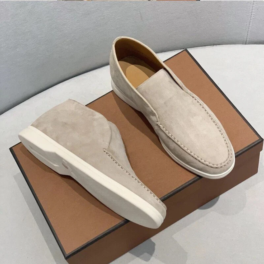 Mocassins casuais de camurça