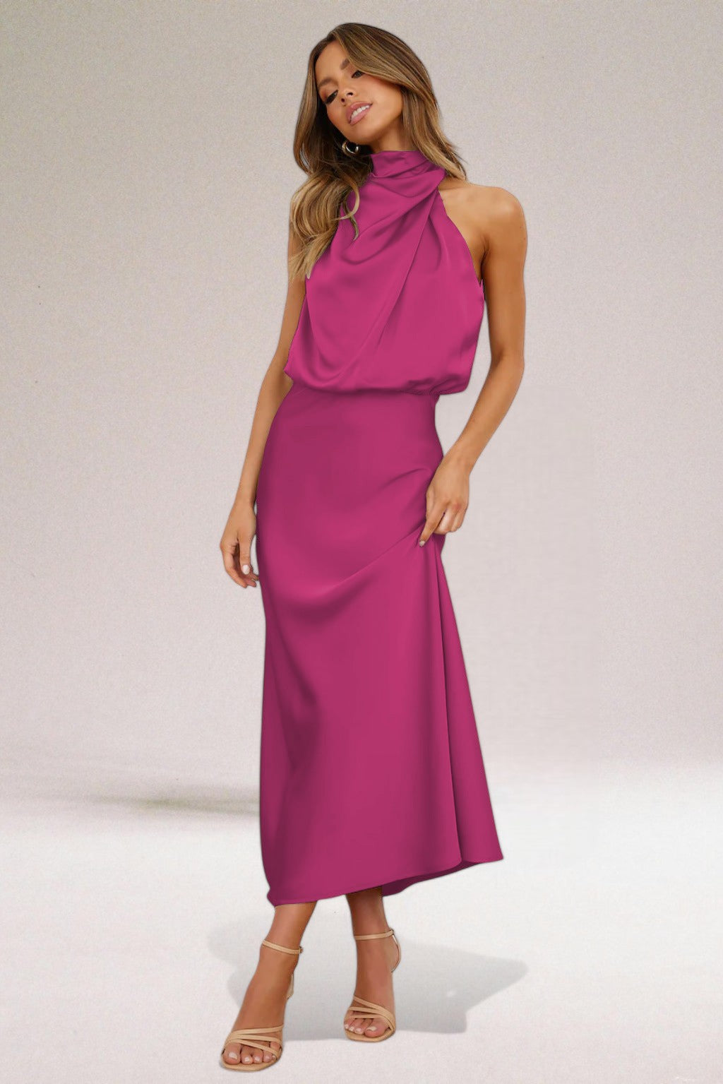 Moda Lusitana - Vestido Glamouroso Halter