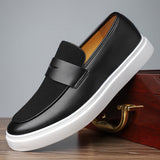 Sapatos de homem elegantes