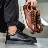Sapatos de couro italiano