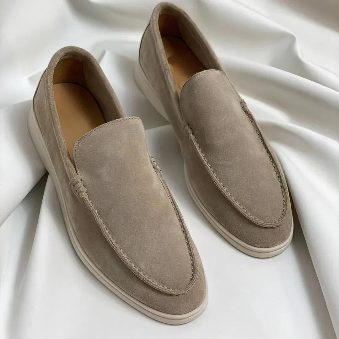 Moda Lusitana - Mocassim Elegante em Camoscio