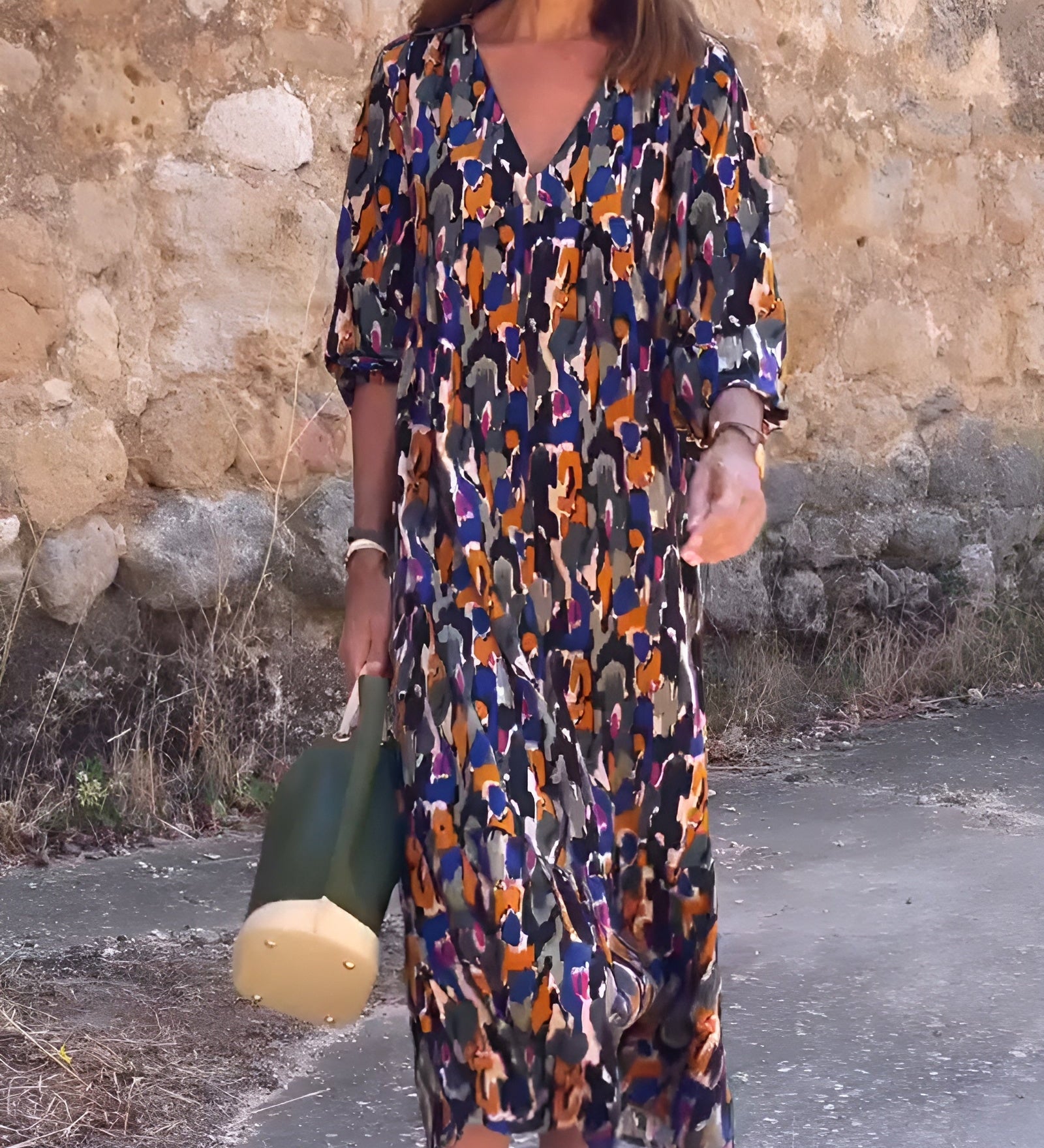 Nathalie | Vestido com decote em V e estampa retrô