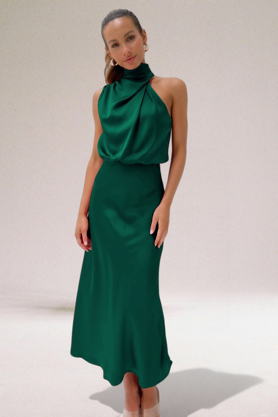 Moda Lusitana - Vestido Glamouroso Halter