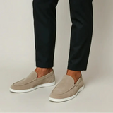 Moda Lusitana - Mocassim Elegante em Camoscio