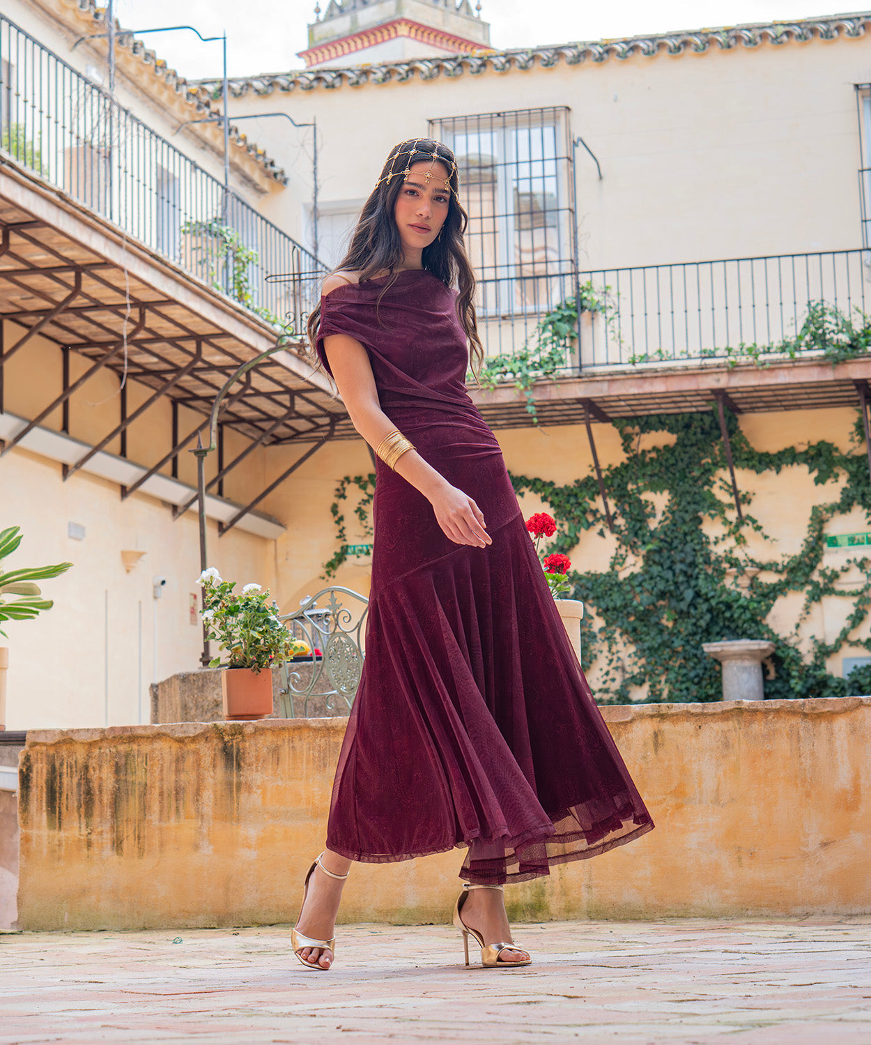 Moda Lusitana - Vestido Elegante Asimétrico