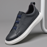 Sapatos de couro elegantes