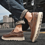 Sapatos de couro elegantes
