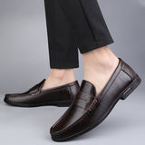 Mocassins elegantes em pele de primeira qualidade
