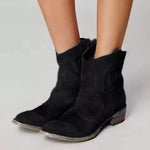 Moda Lusitana - Botas de Camurça Elegantes