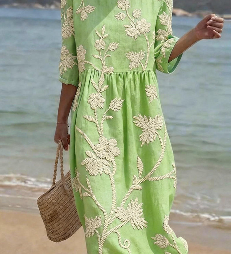 Moda Lusitana - Vestido de Verão Bordado