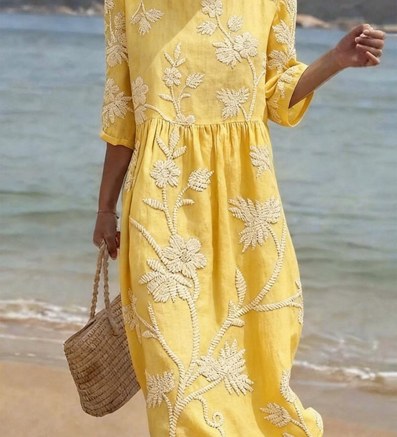 Moda Lusitana - Vestido de Verão Bordado