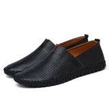 Mocassins elegantes e respiráveis em pele