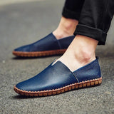 Mocassins elegantes e respiráveis em pele