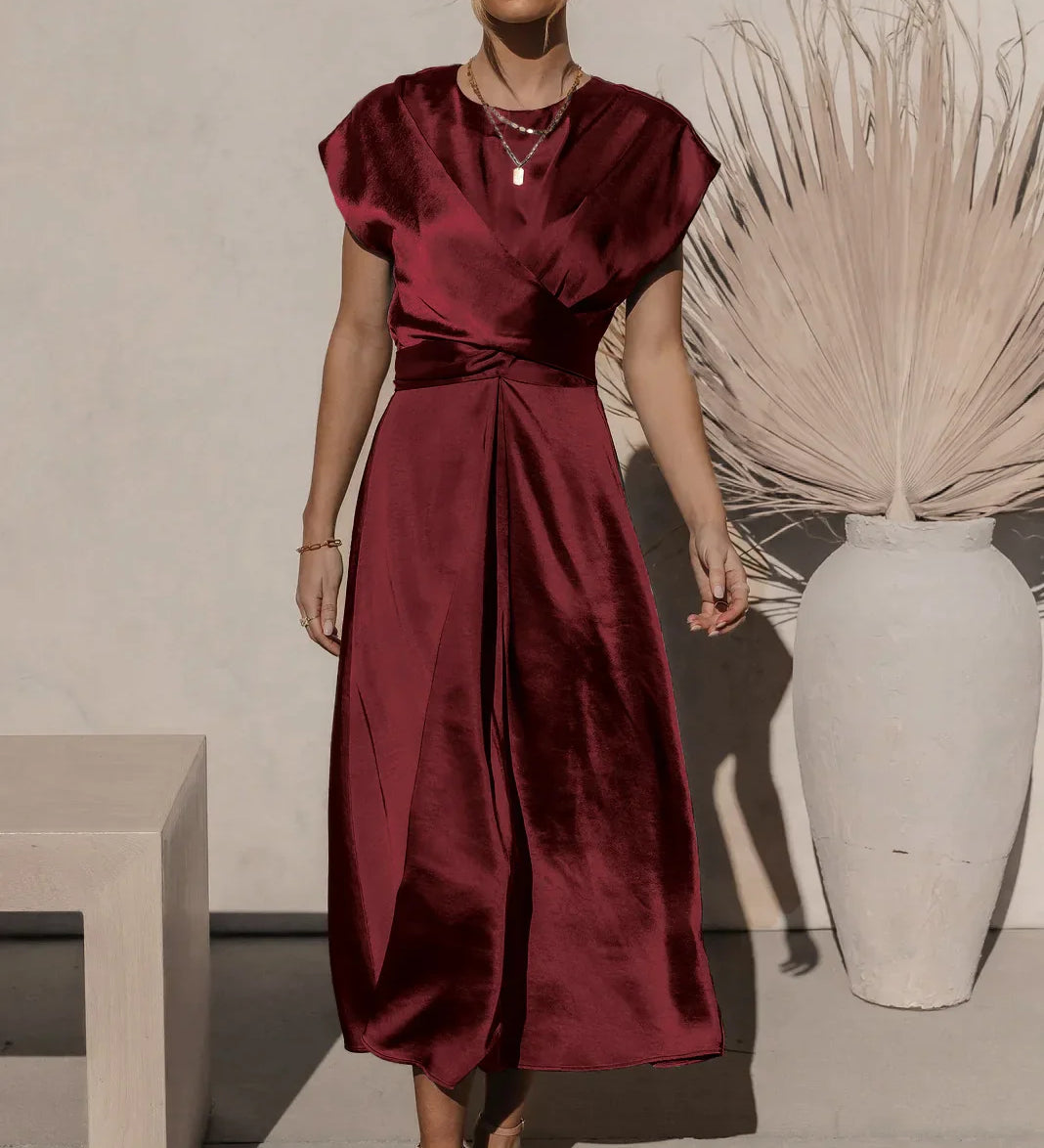 Kyra™ | Vestido de cetim elegante