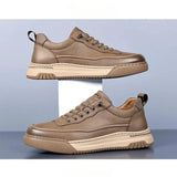 Sapatos de plataforma elegantes