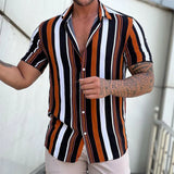 Camisa de verão de manga curta às riscas