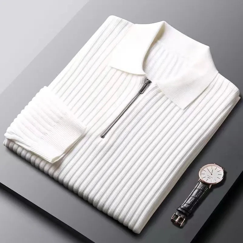 Camisola elegante com padrão às riscas e fecho de correr