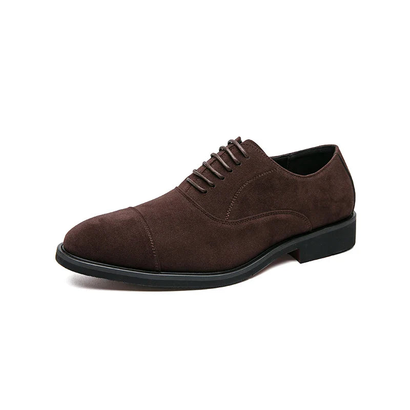 Sapatos de camurça chiques