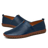 Mocassins elegantes e respiráveis em pele