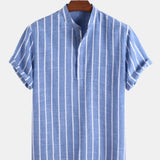 Camisa elegante de manga curta às riscas