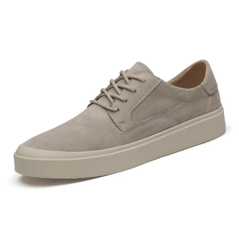 Sapatos de couro chiques