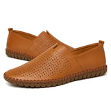 Mocassins elegantes e respiráveis em pele