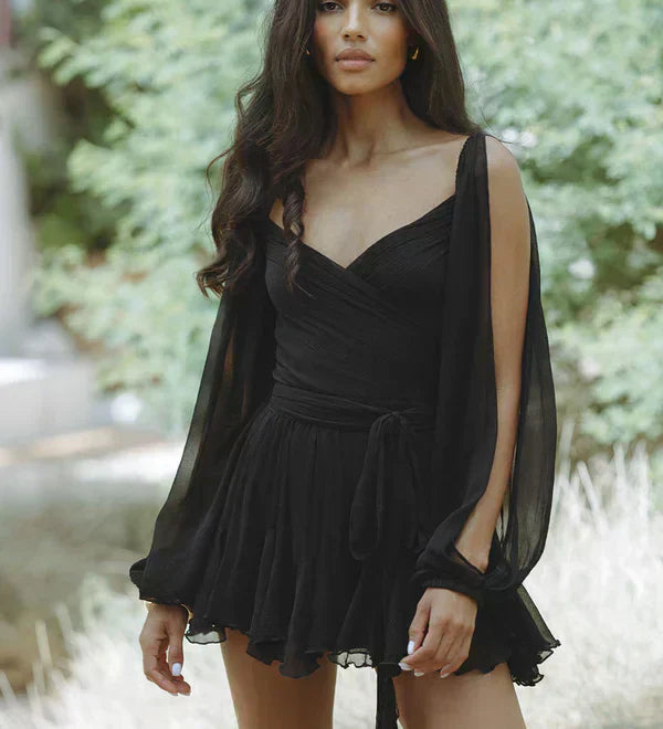 Layla | Vestido curto alegre com mangas bufantes