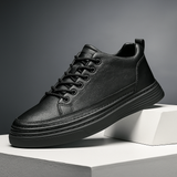 Sapatos de couro chiques