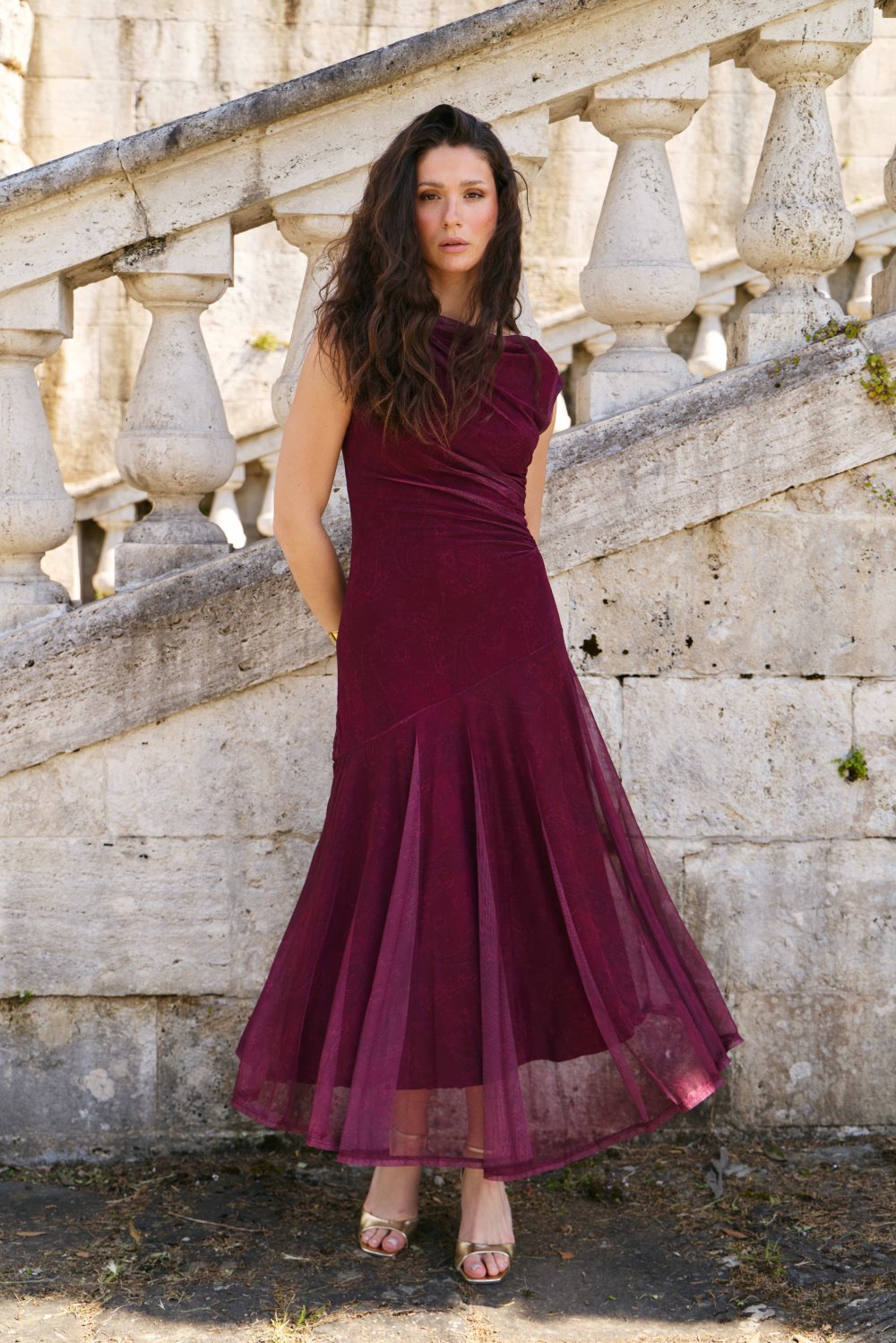 Moda Lusitana - Vestido Elegante em Tul