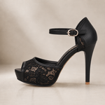 Moda Lusitana - Sapatos Elegantes de Salto em Renda