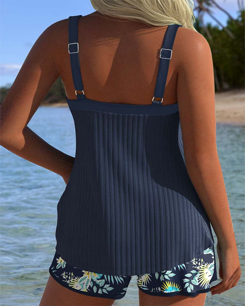 Moda Lusitana - Tankini Listrado com Calção