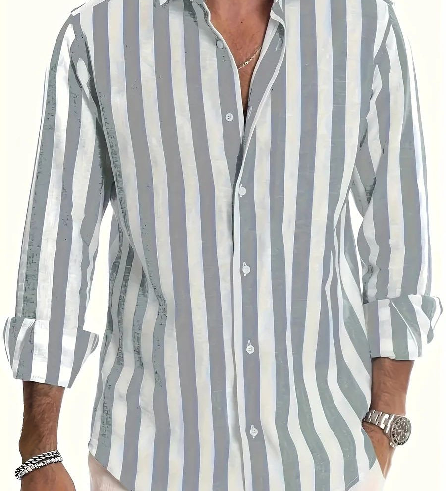Camisa de verão às riscas