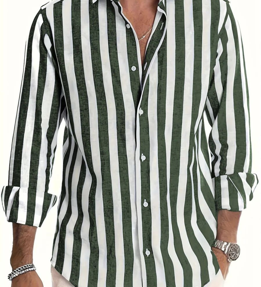 Camisa de verão às riscas
