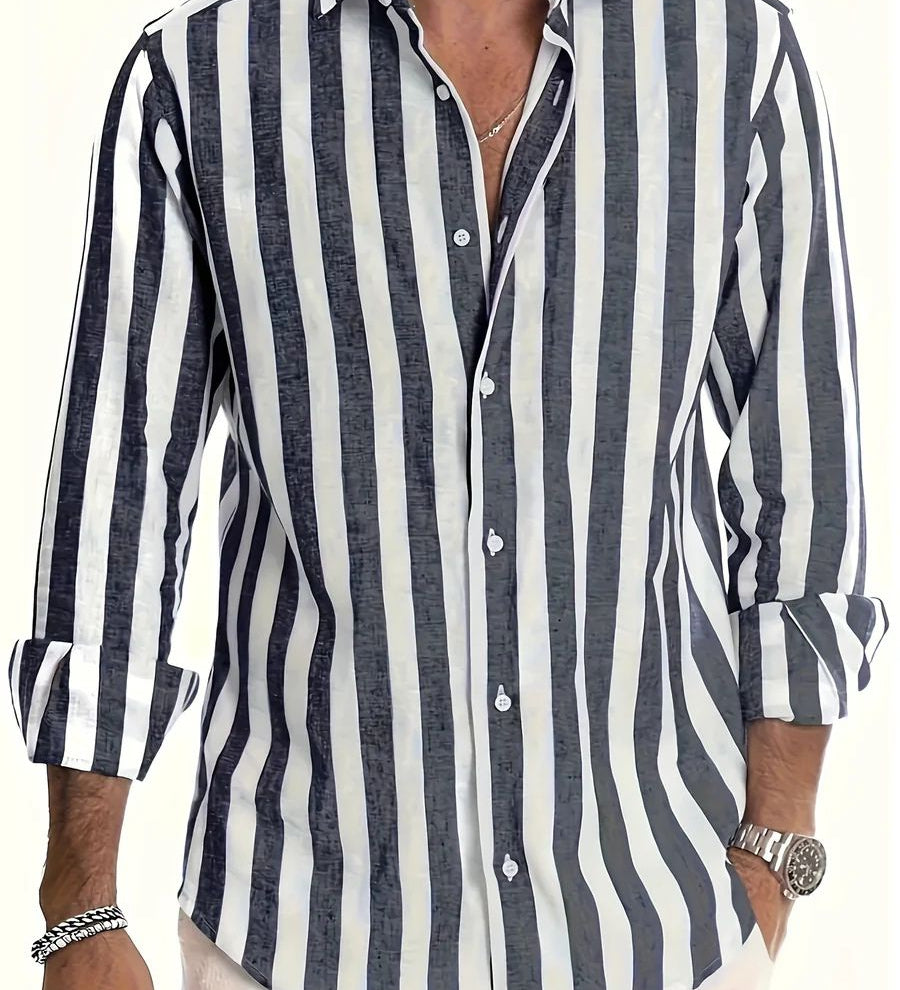 Camisa de verão às riscas