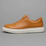 Sapatos de couro elegantes