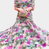 Vestido elegante com decote em V