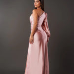 Vestido de Cetim com Fenda