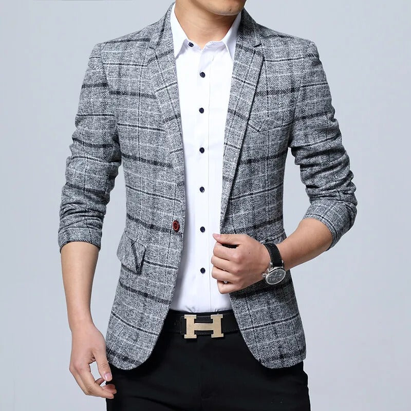 Blazer axadrezado elegante