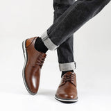 Sapatos de couro chiques