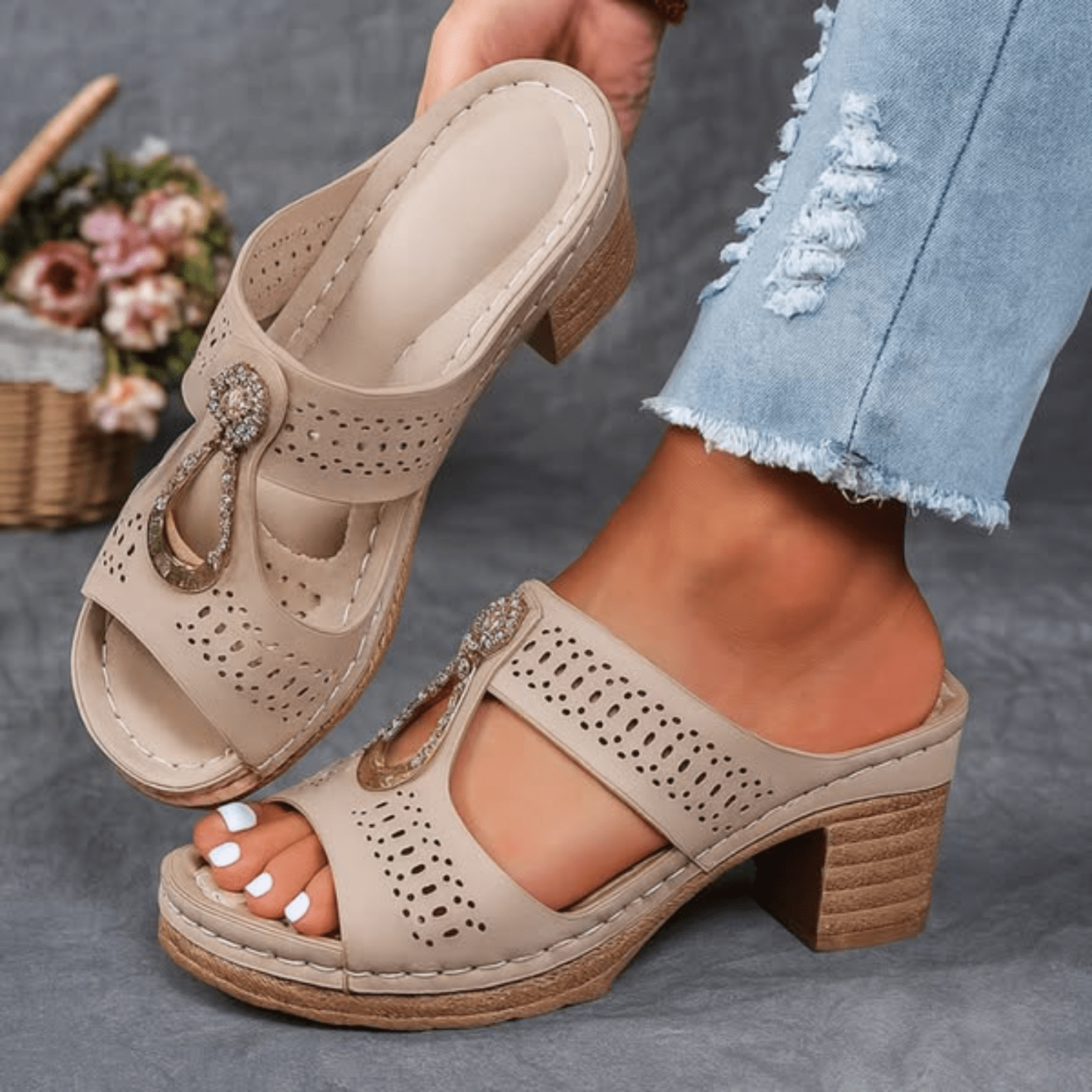 Nóra – sandália ortopédica com estilo e conforto