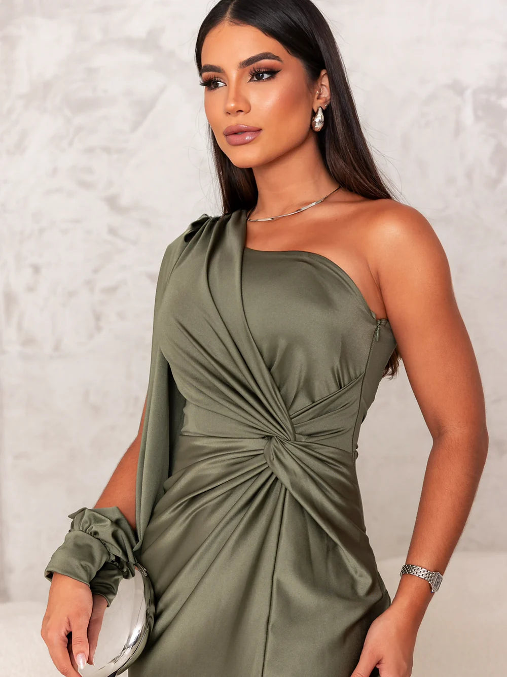 Moda Lusitana - Vestido Elegante de Cetim